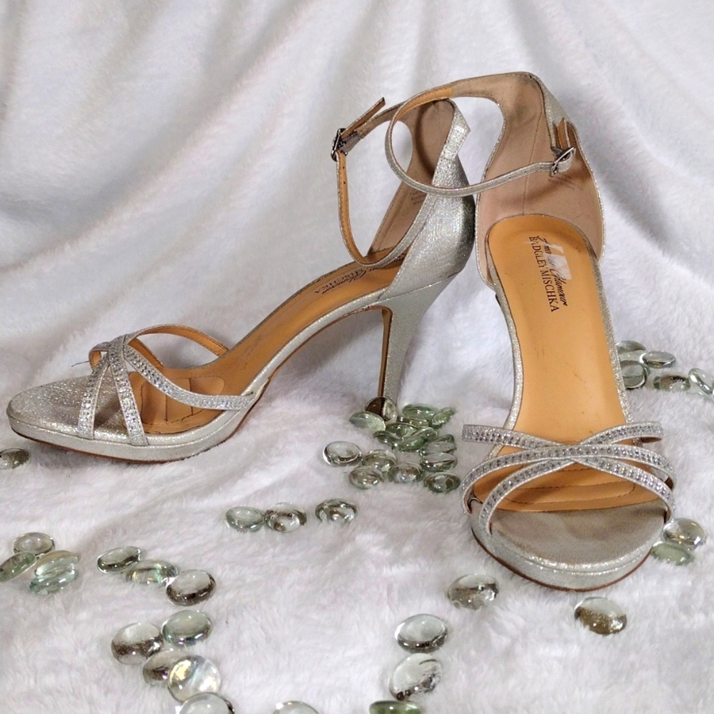 Badgley Mischka American Glamour Strappy & Sparkly Silver Sandal Heels- size 10